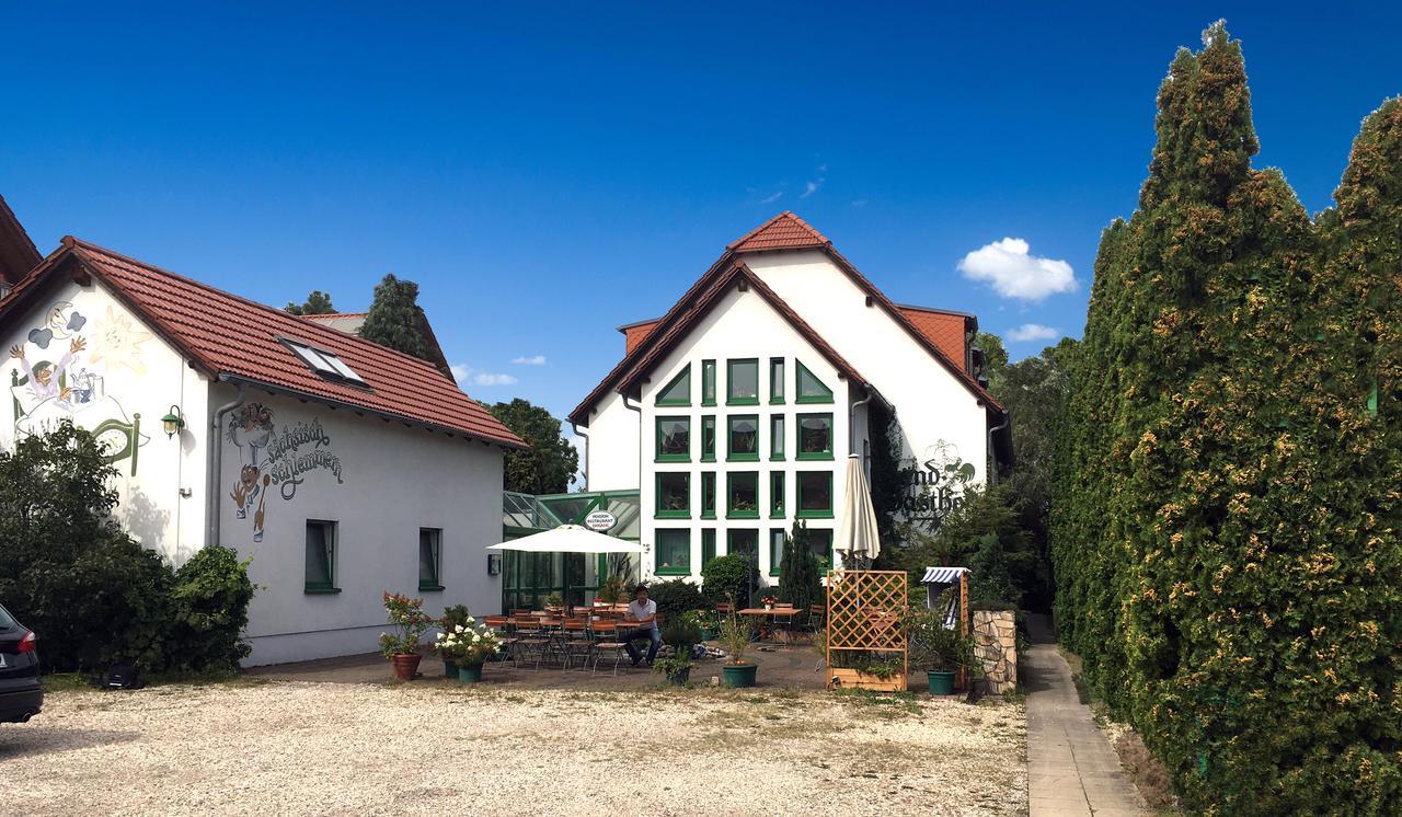 Hotel Lindenthal Leipzig Bagian luar foto